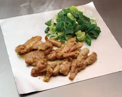 九条ねぎとせせりの塩だれ焼き