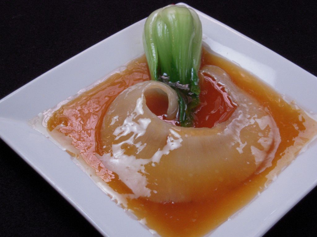 【フカヒレ】独自のソースで煮込みました☆丁寧に仕込みをして調理した逸品♪