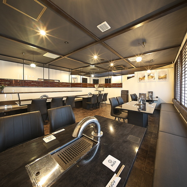 焼肉酒場MaDa 小松店の雰囲気1