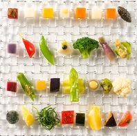 野菜はもちろん、調味料までこだわっています。