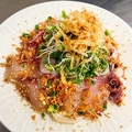 料理メニュー写真&nbsp;海鮮たっぷりサラダ