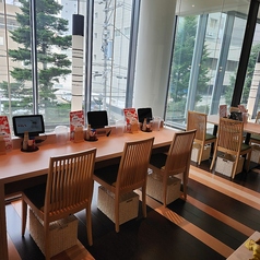 PC使用可能。カウンター席は全席コンセント使用出来ます。