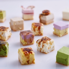 選ぶのも楽しい10種類以上のチーズケーキ「minichii」の写真