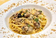 鮮魚のパスタ “ラグーディペッシェ”