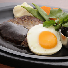 洋食屋さんのハンバーグステーキ（黒毛和牛）