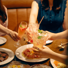 Antique Chic Brooch アンティークシックブローチ 横浜店特集写真1