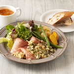 毎日変わる楽しみな日替わりランチ!