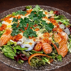 サーモンと水蛸の地中海風サラダ