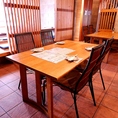 仕事終わりやご友人との飲み会など様々な用途でご利用いただきやすいテーブル席。