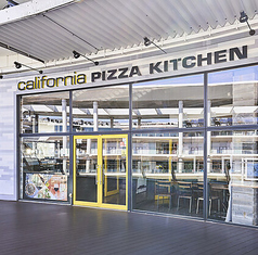 カリフォルニア ピザ キッチン ラゾーナ川崎店の雰囲気1