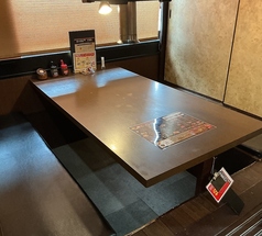 掘りごたつの半個室です。ファミリーにピッタリ！