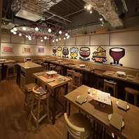 木のぬくもりを感じるアットホームな店内☆