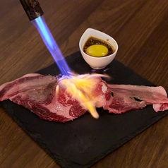 牛の炙り握り 1貫