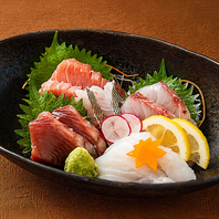 漁港直送鮮魚を、刺身はもちろん、天麩羅や炭火焼でも♪
