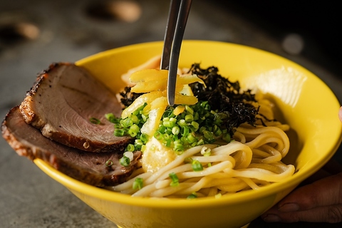 超絶焼肉元三が手がける油そばの新店が芝公園に誕生！