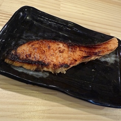 焼き魚(ホッケ、鮭の西京焼き、銀鱈の西京焼き、金目鯛の西京焼き)の写真
