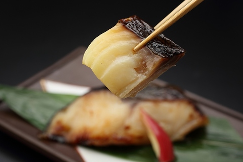 《京都の伝統料理》上品でまろやかな西京味噌に漬け込んだ西京漬けと釜炊きご飯のお店