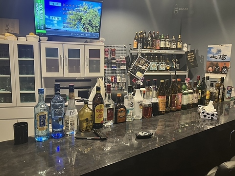 お酒とダーツをお楽しみください♪