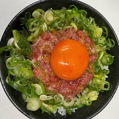 ユッケと共に贅沢TKG