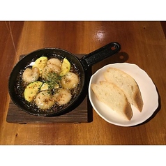 小エビのアヒージョ