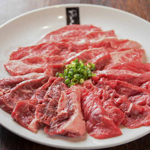 創業50年。肉専門店が作った本格炭火焼肉店。肉本来の美味しさが堪能できるお店♪