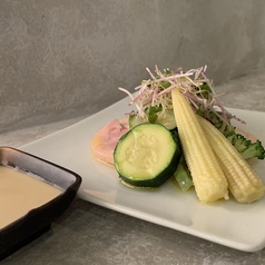 自家製熊本あか鶏ハムと季節野菜の和風バーニャカウダ