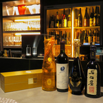 馴染みのある物から、希少なお酒まで、日本酒・ワイン・シャンパン・焼酎とそろえています。