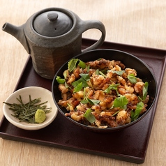 桜海老とイカのバラ天丼 -お出汁を添えて-