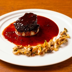 牛ホホ肉の赤ワイン煮 フランベ仕上げ