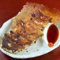 料理メニュー写真 霧島鶏の羽付き餃子