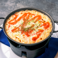 窯焼きリゾットやパスタ、サクッと香ばしいカヌレなど