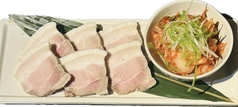 蒸し豚 キムチ添え