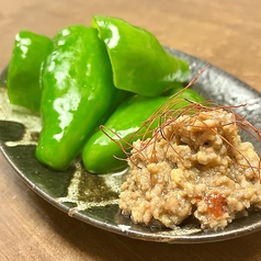 冷やしピーマンの自家製肉味噌添え