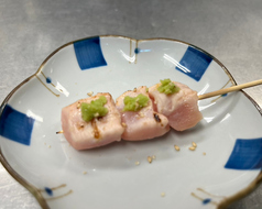 鶏レア串(山葵)