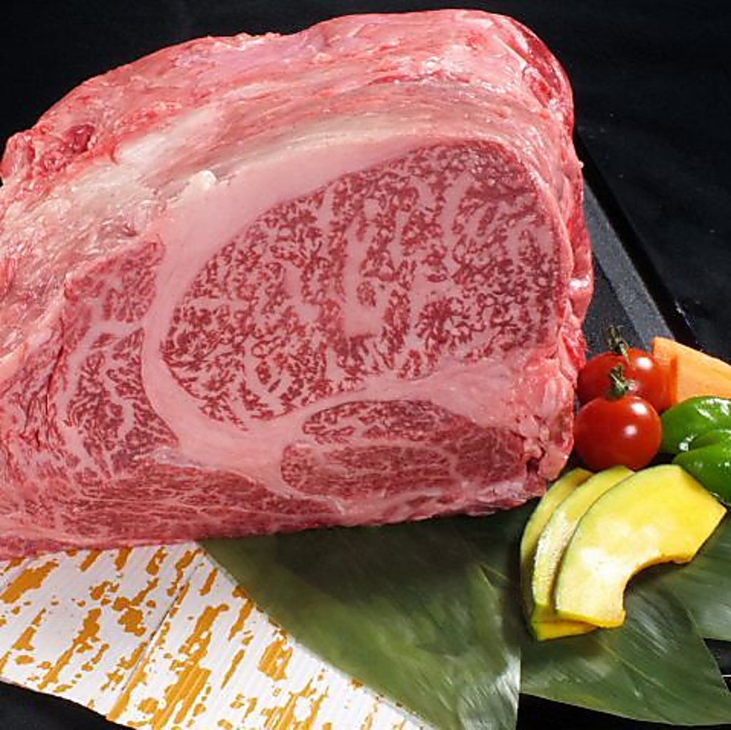 塊肉で仕入れているからこそ、驚きのコスパを実現！最高クラスの状態でご提供致しております！
