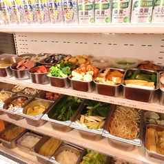 30種類以上の具材から選べる量り売りが当店の魅力◎