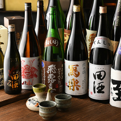 料理に寄り添う全国各地の厳選日本酒を堪能