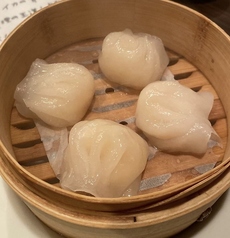 水餃子(4個入)/揚げ餃子(甘酢あんかけ)(4個入)/海老蒸し餃子(2個入)/肉焼売(2個入)