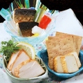 料理メニュー写真&nbsp;自家製　燻製三種盛合せ