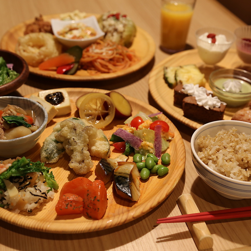 羽釜炊きごはんと美味しいニッポンのビュッフェ ひな野 長町店の写真ギャラリー