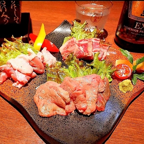 こだわり抜いた当店自慢のお肉料理の数々を是非ご堪能ください！個室席も完備！！