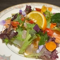 料理メニュー写真&nbsp;本日鮮魚のカルパッチョサラダ仕立て