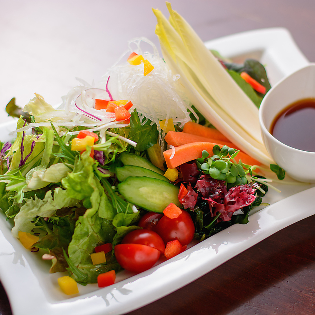 20種の野菜サラダ　【790円】