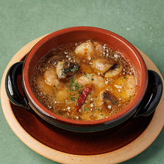 海老とマッシュルームのアヒージョ