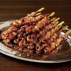 【揚げ串】やみつきの赤　甘辛タレの黒