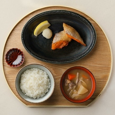 サーモンハラス定食