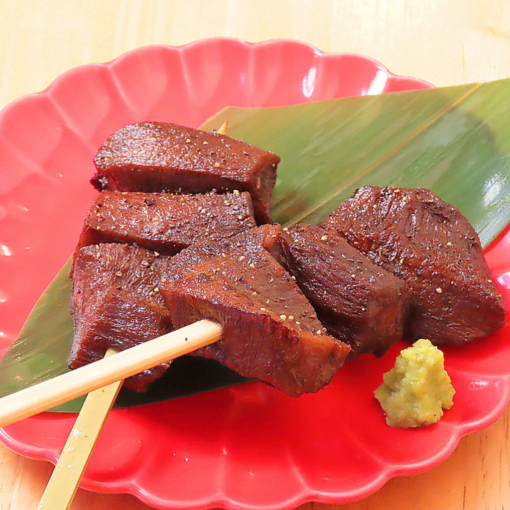 仙台名物の牛タンを焼き串スタイルで♪かみしめるほど旨味が口に広がります♪観光客の方はぜひ！！