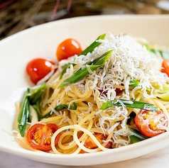 しらすと九条ネギのペペロンチーノ