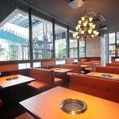 新高島de焼肉DOURAKU 横浜中華そば上星商店の雰囲気3