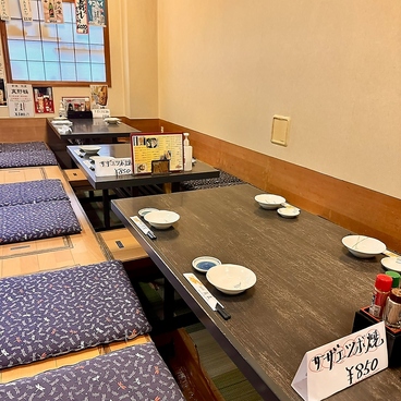 焼き鳥と鮮魚 鳥正 市川店の雰囲気1